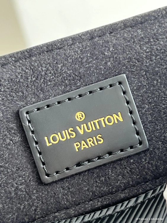 Official oldcobbler PETIT SAC VUITTON PLAT LOUIS 0717